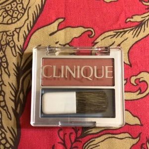 Clinique Fig soft-pressed powder blush